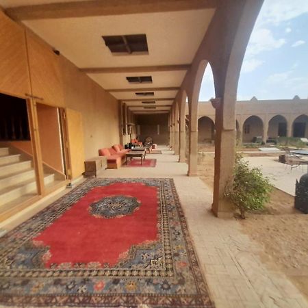 Ksar Tinhinnane Merzouga Exterior foto